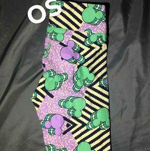 Lularoe Disney Leggings.